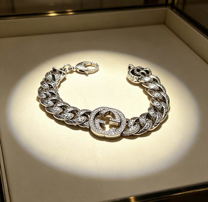Gucci Bracelet 04yxs360